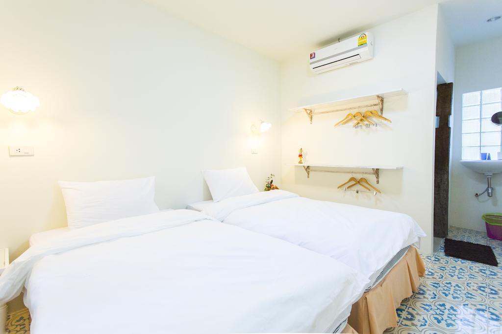 Chongrak Guesthouse Chiang Mai Pokój zdjęcie