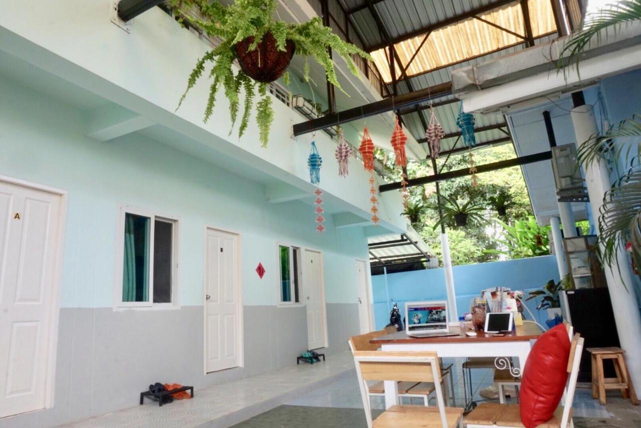 Chongrak Guesthouse Chiang Mai Zewnętrze zdjęcie