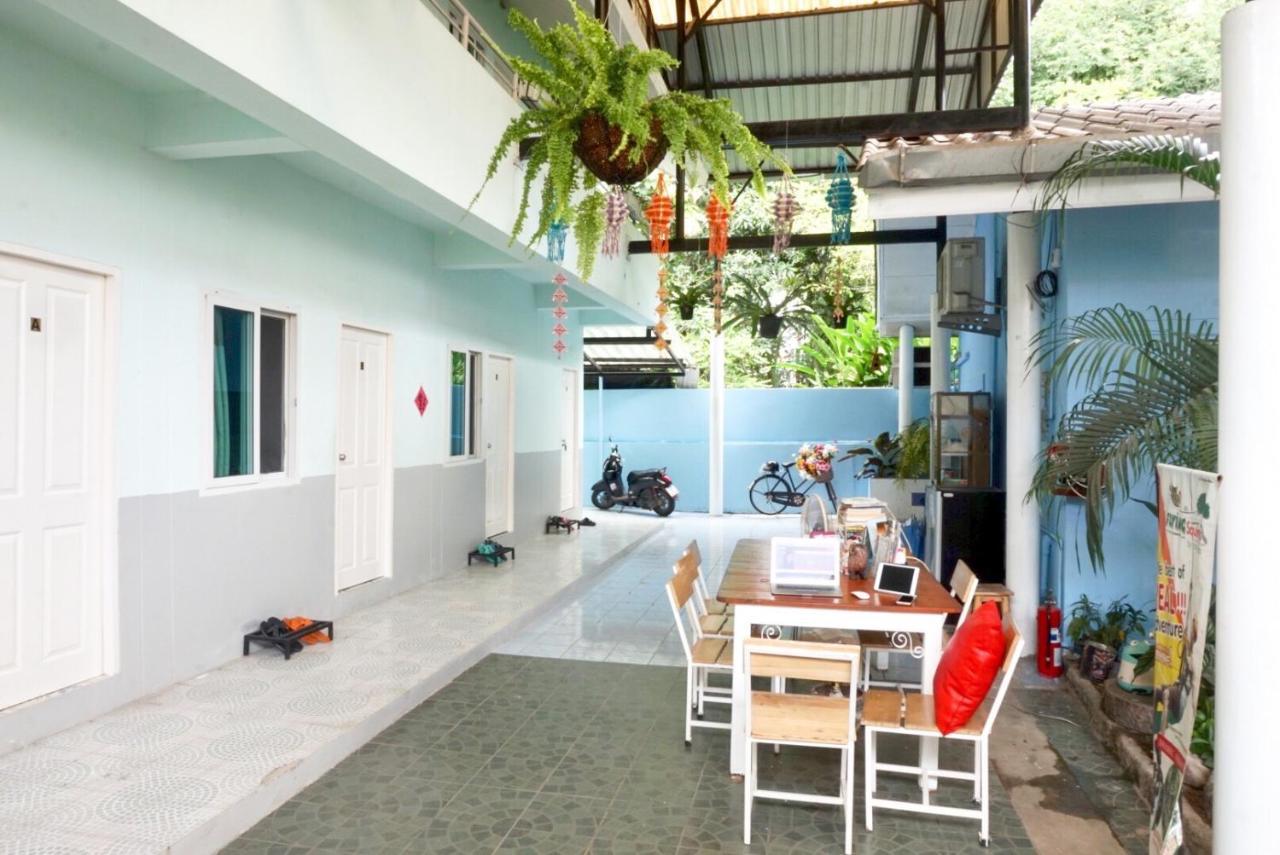 Chongrak Guesthouse Chiang Mai Zewnętrze zdjęcie